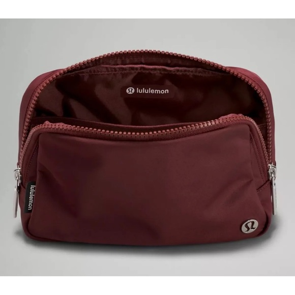 Lululemon Everywhere Belt Bag Red Merlot New With Tag! - Picture 4 of 8